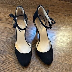 Nine West Black Suede Ankle-Strap Bow Pumps
